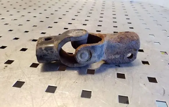 Steering column universal joint