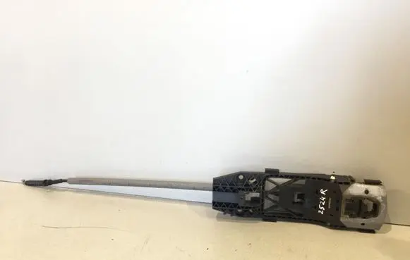 Rear door exterior handle/bracket