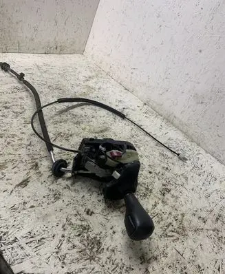 BMW X3 E83 Gear shifter/selector