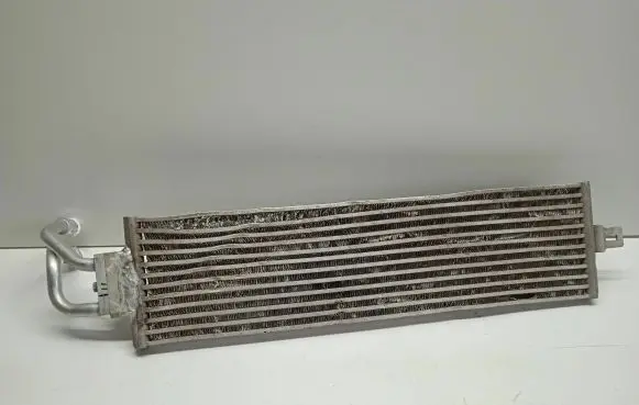 Engine oil radiator