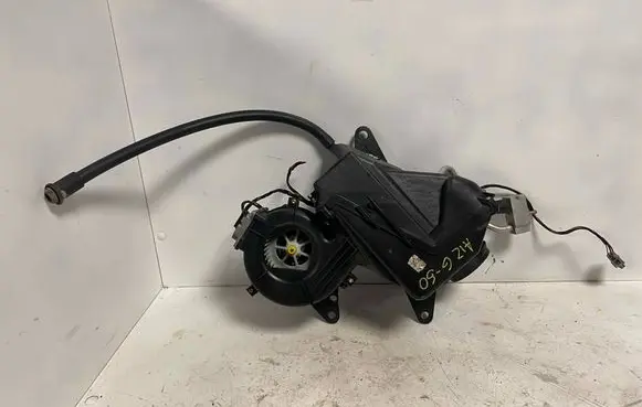 Volvo XC90 Heater fan/blower 30676410 8141 983469U