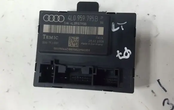 Audi Q7 4L Door control unit/module 4L0959795B