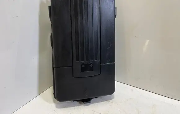 Volkswagen Golf Plus Battery box tray cover/lid 1K0915443