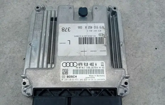 Audi A6 S6 C6 4F Engine control unit/module ECU 