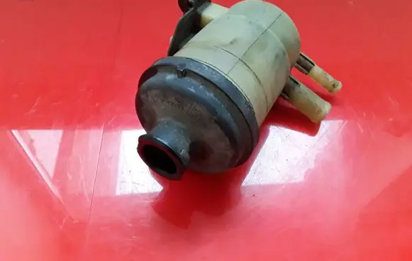 KIA Carens II Power steering fluid tank/reservoir NOCODE