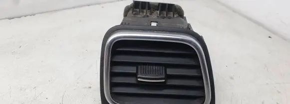 Volkswagen Eos Dashboard side air vent grill/cover trim 1Q0819704K 1Q0819710B