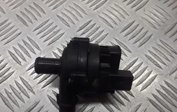 Renault Laguna III Water pump PAD12V