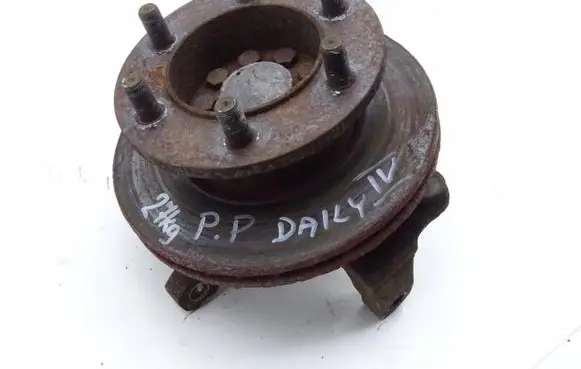 Iveco Daily 4th gen Front wheel hub spindle knuckle PRZÓD PRZEDNIA