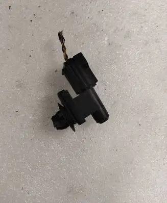 Mitsubishi Outlander Airbag deployment crash/impact sensor 01009