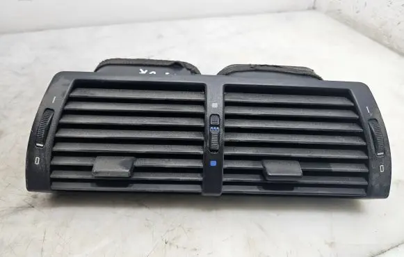 BMW X5 E53 Dash center air vent grill 64228402221