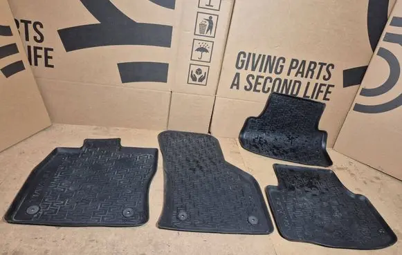 Skoda Octavia Mk3 (5E) Car floor mat set 5E1061550 5E1862435 5E1051550