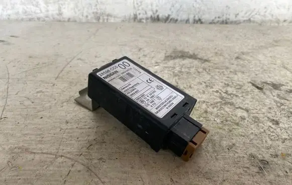Nissan X-Trail T30 Door central lock control unit/module 28596CC0 5WK48821 5WK46473B