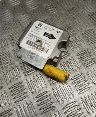 Opel Astra G Airbag control unit/module 90520841AF