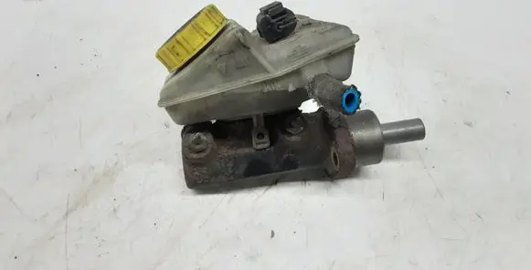 Volkswagen Transporter - Caravelle T4 Master brake cylinder