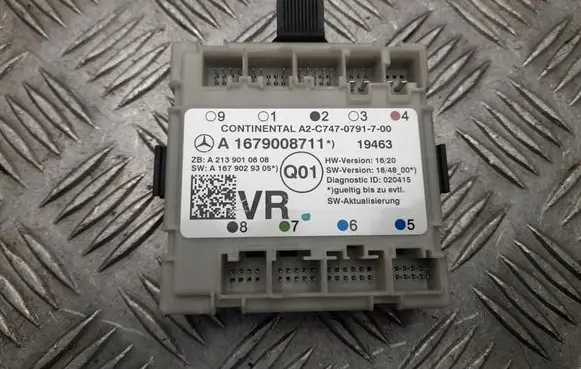 Mercedes-Benz E W213 Door control unit/module A1679008711