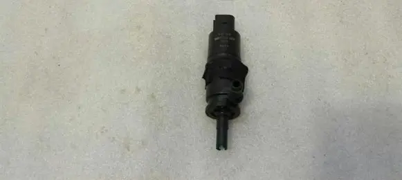 Audi A6 S6 C7 4G Windscreen/windshield washer pump 3B7955681
