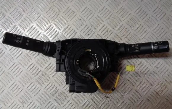 Mazda 2 Wiper turn signal indicator stalk/switch D65166CS0 DF7366122 DF7166120B