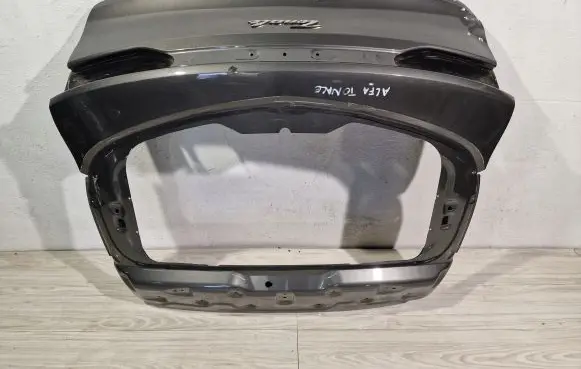 Alfa Romeo Tonale Tailgate/trunk/boot lid