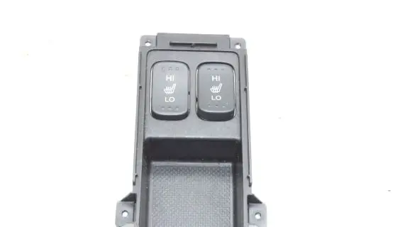 Honda CR-V Seat heating switch 83410SWAU010M1