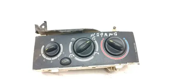 Renault Megane I Climate control unit A52100847R5