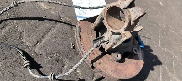 Citroen C4 Cactus Front wheel hub spindle knuckle