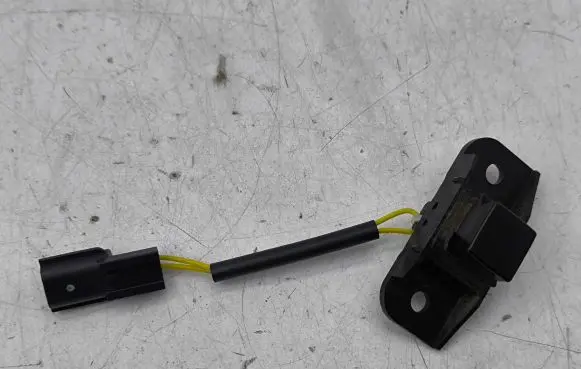 Renault Megane E-Tech Tailgate/trunk/boot open switch 906069275R