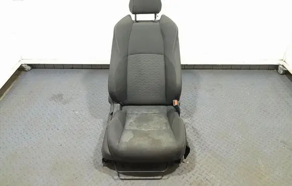Suzuki Swace Front passenger seat 