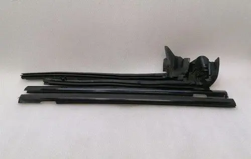 Mercedes-Benz S C217 Rubber seal front coupe door window A2176730300