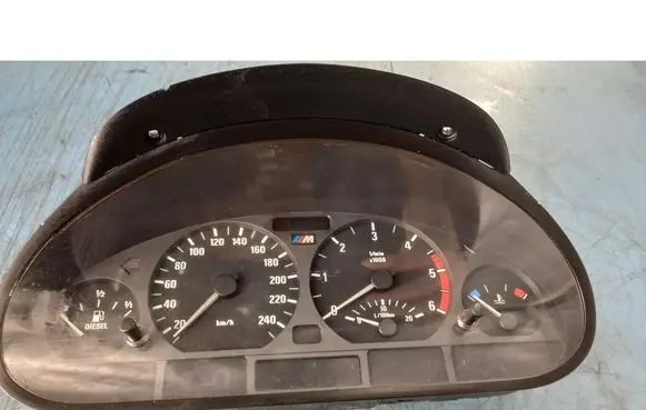 BMW 3 E46 Speedometer (instrument cluster)
