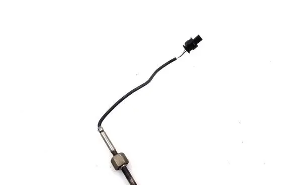 Mercedes-Benz C W203 Exhaust gas temperature sensor A0051538228