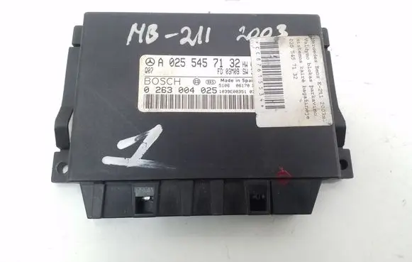 Mercedes-Benz E W211 Parking PDC control unit/module A0255457132