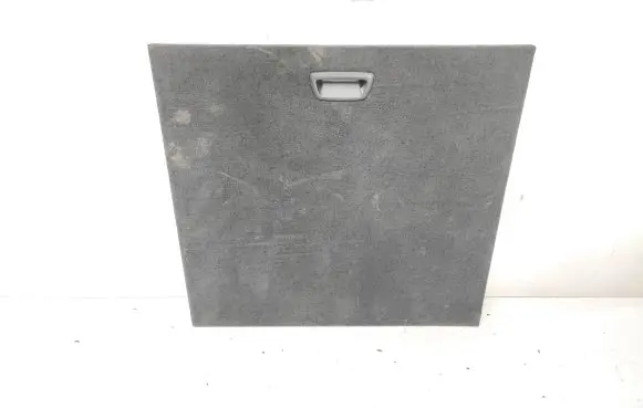 Trunk/boot floor carpet liner