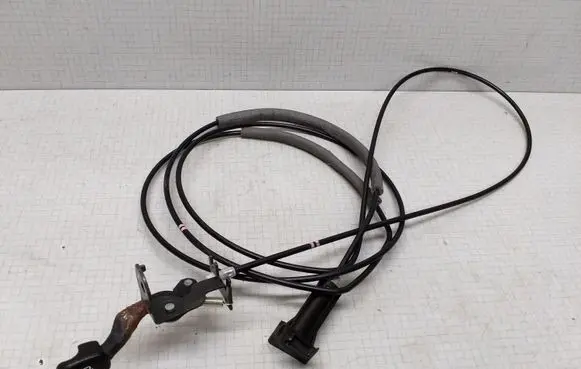KIA Ceed Fuel cap flap release cable 