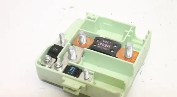 BMW X3 E83 Fuse module 6928945