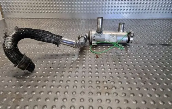 Ford C-MAX I EGR valve cooler 3M5Q-9F464-BC