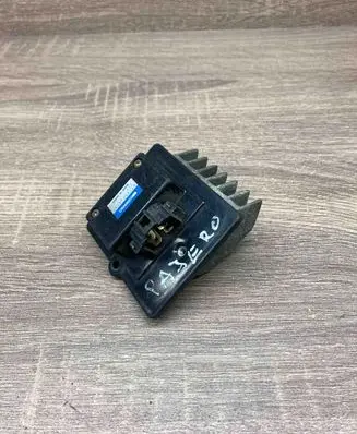 Mitsubishi Pajero Heater blower motor/fan resistor 0778000151
