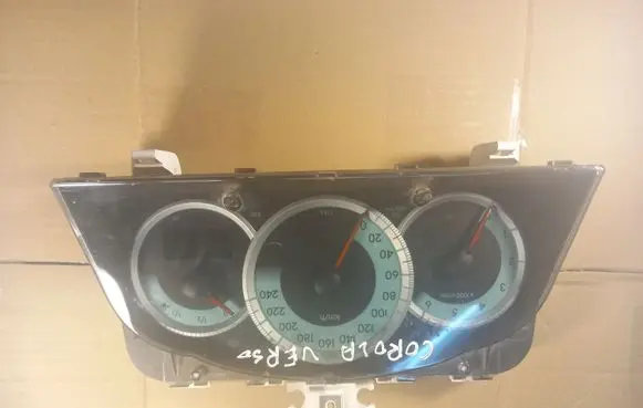 Toyota Corolla Verso AR10 Speedometer (instrument cluster) 838000F091