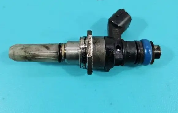 Mazda CX-7 Fuel injector E7T20171 IMPRK1405171