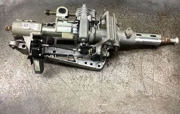 Lancia Thema Steering wheel axle P05057590AC A1934600416 T07NA1711G1201