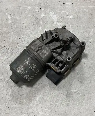 Seat Altea Wiper motor 5P0955119A 0390241758 0411133