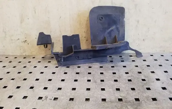 Volkswagen Eos Intercooler air guide/duct channel 1Q0121284
