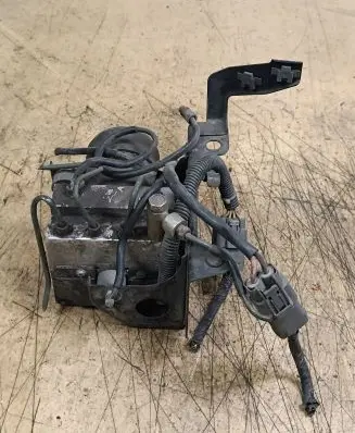 Mazda Xedos 6 ABS Pump GA2G437A0