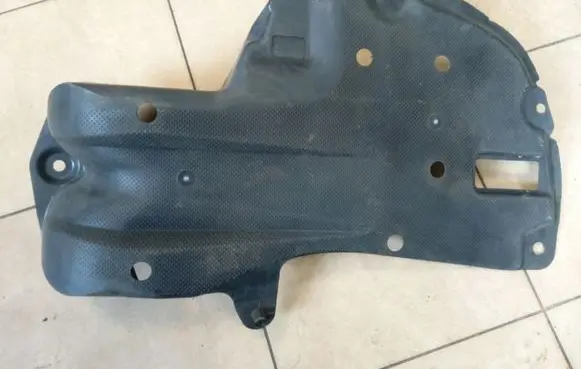 Toyota Corolla E120 E130 Rear underbody cover/under tray 5839802020