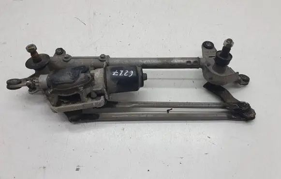 Front wiper linkage and motor