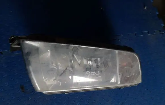 Skoda Fabia Mk1 (6Y) Headlight/headlamp