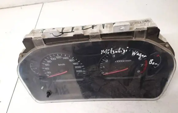 Mitsubishi Space Wagon Speedometer (instrument cluster) mr381545 769922-241