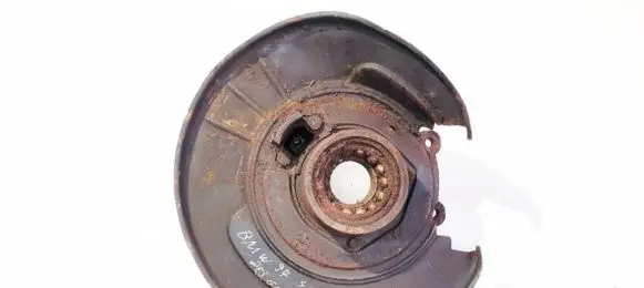 BMW 7 E38 Rear brake disc plate dust cover 