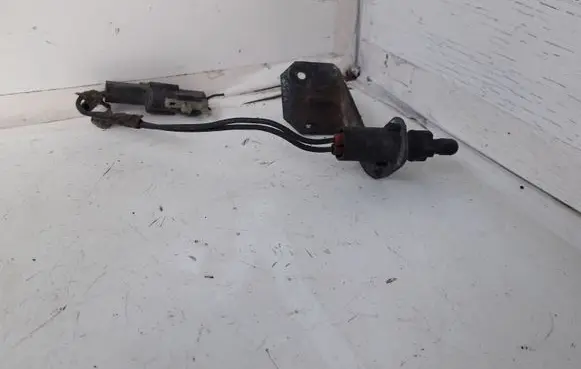 Ford Explorer Bonnet alarm switch sensor 