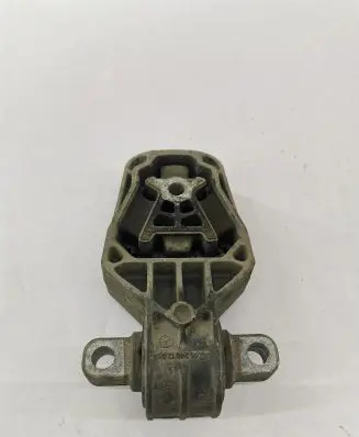 Mercedes-Benz B W246 W242 Engine mounting bracket A2462401209