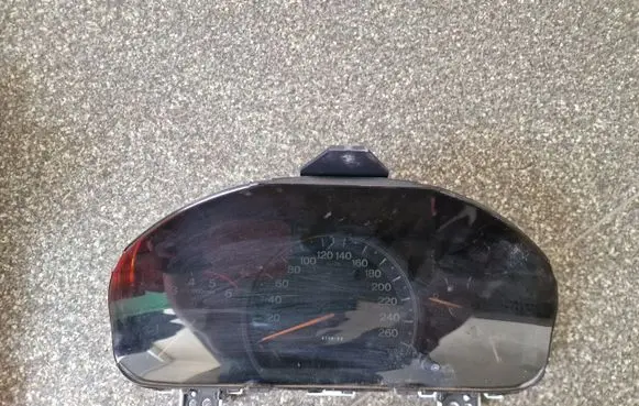 Honda Accord Speedometer (instrument cluster) 78100G100